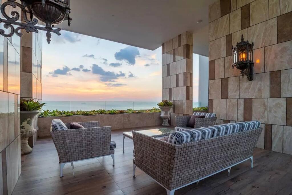 The Riviera Jomtien Apartment ภายนอก รูปภาพ