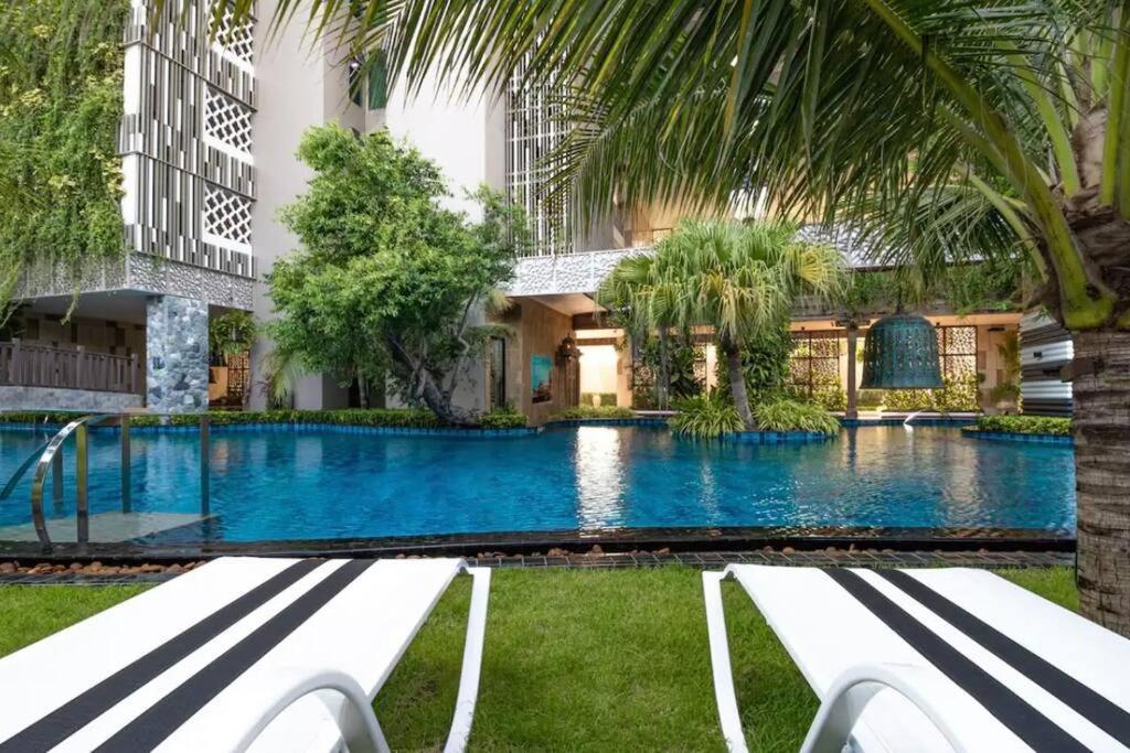 The Riviera Jomtien Apartment ภายนอก รูปภาพ